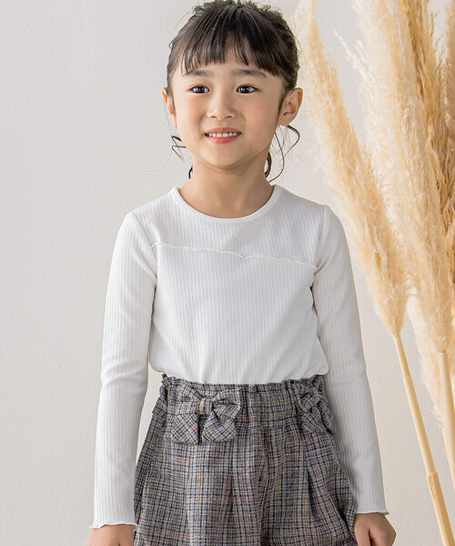 BeBe Petits Pois Vert（ベベプチポワヴェール）の「【店舗限定】リブメロウポイントトップス(95~150cm)（Tシャツ/カットソー・キッズ・ホワイト/ブラック/グレー・130cm/110cm/95cm/140cm/100cm/150cm/120cm）」の2枚目の写真