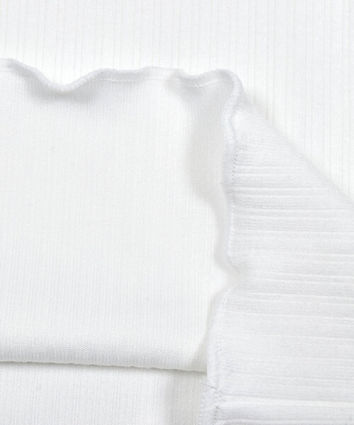 BeBe Petits Pois Vert（ベベプチポワヴェール）の「【店舗限定】リブメロウポイントトップス(95~150cm)（Tシャツ/カットソー・キッズ・ホワイト/ブラック/グレー・130cm/110cm/95cm/140cm/100cm/150cm/120cm）」の14枚目の写真