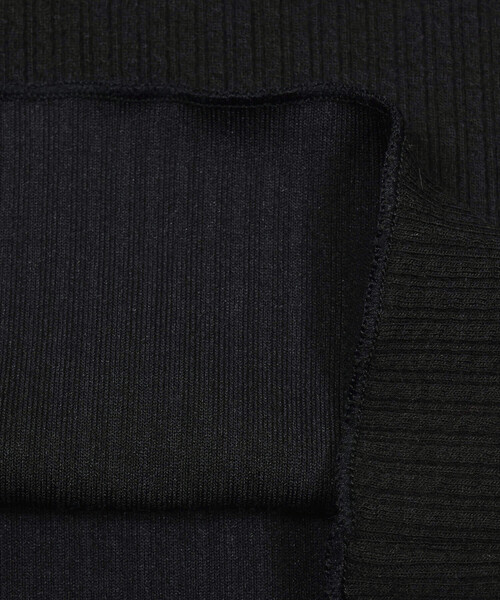 BeBe Petits Pois Vert（ベベプチポワヴェール）の「【店舗限定】リブメロウポイントトップス(95~150cm)（Tシャツ/カットソー・キッズ・ホワイト/ブラック/グレー・130cm/110cm/95cm/140cm/100cm/150cm/120cm）」の19枚目の写真