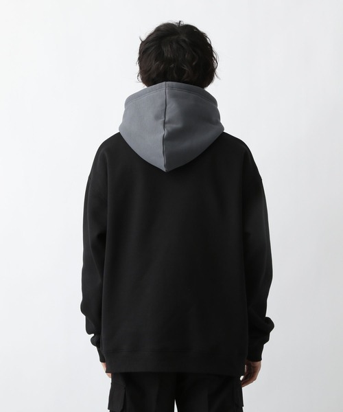 RAGEBLUE(レイジブルー)の「プチ刺繍/裏起毛切り替えテックオーバーサイズパーカー(パーカー・メンズ・レッド/ブルー/ブラック/ホワイト・LARGE/MEDIUM)」の11枚目の写真