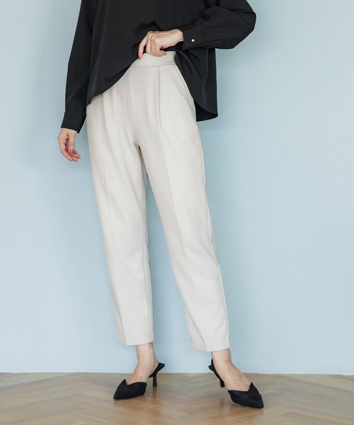 coca(coca)(コカ)の「裏起毛ジョーゼットテーパードパンツ(その他パンツ・レディース・アイボリー/ブラック・L/M/S)」の1枚目の写真