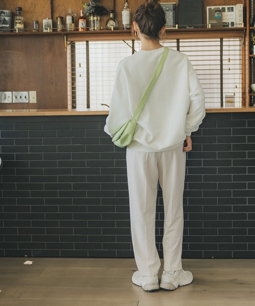 coca(coca)(コカ)の「裏起毛ジョーゼットテーパードパンツ(その他パンツ・レディース・アイボリー/ブラック・L/M/S)」の4枚目の写真