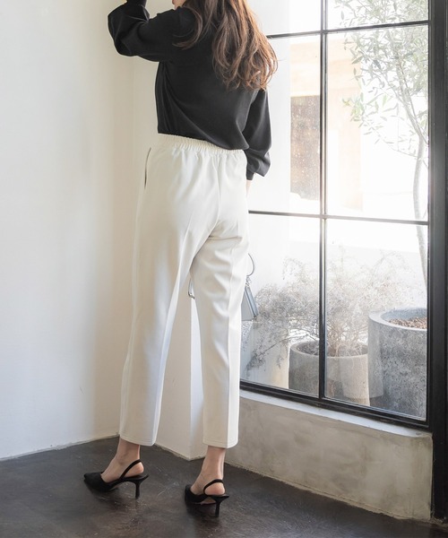 coca(coca)(コカ)の「裏起毛ジョーゼットテーパードパンツ(その他パンツ・レディース・アイボリー/ブラック・L/M/S)」の7枚目の写真