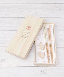one'sterrace（ワンズテラス）の「塗箸 箸置き揃え SAKURA織（カトラリー）」