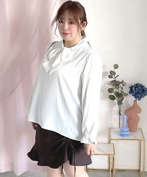 GOLDJAPAN(ゴールドジャパン)の「ボウタイブラウス【大きいサイズ対応】(シャツ/ブラウス・レディース・オフホワイト/ラベンダー/ブラック・4L/3L/5L/LL)」の2枚目の写真