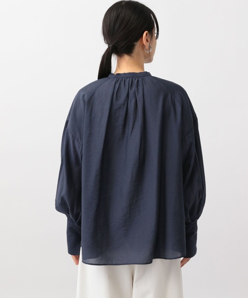 A part by（アパートバイ）の「ホソボウタイブラウス（シャツ/ブラウス・レディース・ネイビー/ライトベージュ/オフホワイト・FREE）」の18枚目の写真