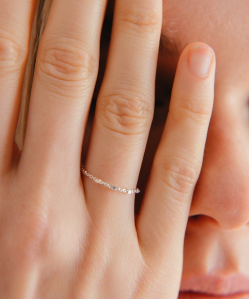 whim（ウィム）の「【NEW】Silver925 tiny chain ring（リング・レディース・シルバー/ゴールド・#9/#13）」の7枚目の写真