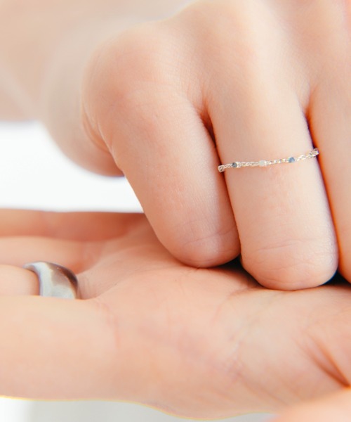 whim（ウィム）の「【NEW】Silver925 tiny chain ring（リング・レディース・シルバー/ゴールド・#9/#13）」の12枚目の写真