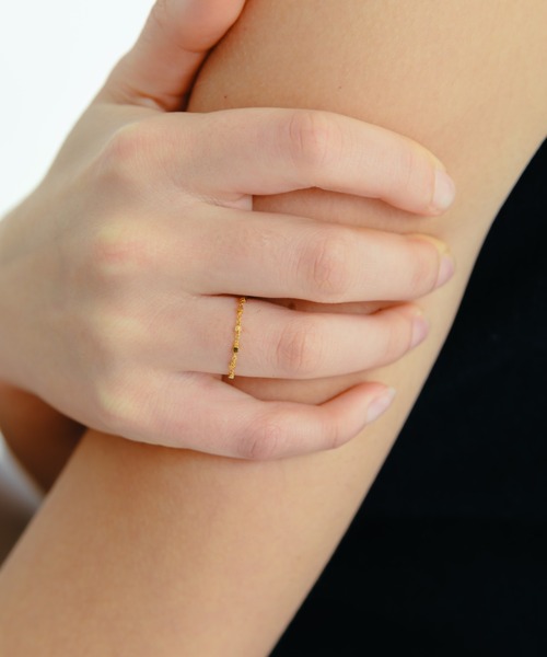 whim（ウィム）の「【NEW】Silver925 tiny chain ring（リング・レディース・シルバー/ゴールド・#9/#13）」の6枚目の写真
