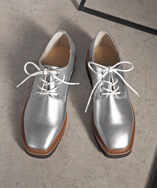 minia（ミニア）の「厚底ローファー ＜ビット・レースアップ＞（ローファー・レディース・アイボリー系/ブラック/カーキ系/シルバー系その他/ブラック系その他/アイボリー系2/シルバー・S/M/L/LL）」の7枚目の写真