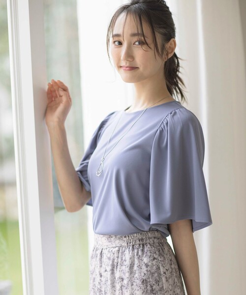ANY SIS(エニィスィス)の「【接触冷感・吸水速乾・UVケア】エアリードレープスムース フレア袖 ブラウス(シャツ/ブラウス・レディース・ライトグレー系9/ライトグリーン系/ネイビー系9/ホワイト系/ホワイト系1/ブルー系・4)」の6枚目の写真