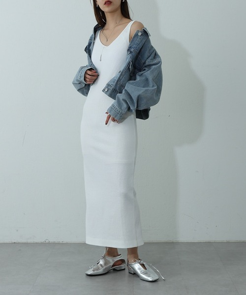 COLONY 2139(コロニートゥーワンスリーナイン)の「カップ付リブタンクワンピース(ワンピース・レディース・ブラック/オフホワイト/グレー・FREE)」の2枚目の写真