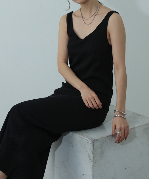 COLONY 2139(コロニートゥーワンスリーナイン)の「カップ付リブタンクワンピース(ワンピース・レディース・ブラック/オフホワイト/グレー・FREE)」の3枚目の写真