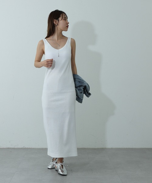 COLONY 2139(コロニートゥーワンスリーナイン)の「カップ付リブタンクワンピース(ワンピース・レディース・ブラック/オフホワイト/グレー・FREE)」の10枚目の写真