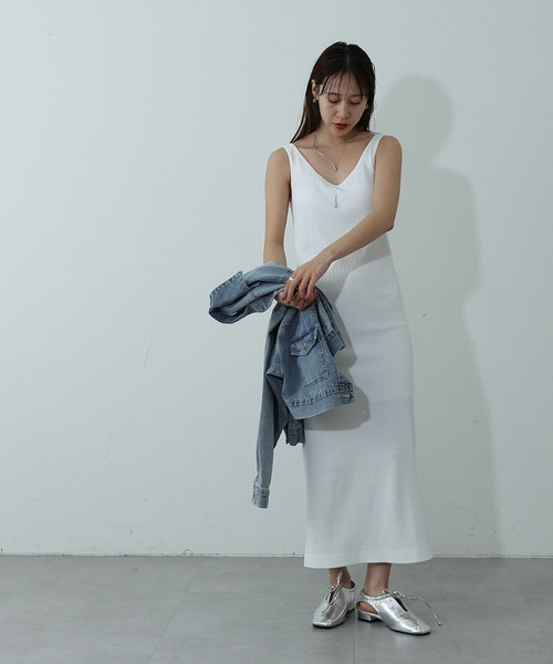 COLONY 2139(コロニートゥーワンスリーナイン)の「カップ付リブタンクワンピース(ワンピース・レディース・ブラック/オフホワイト/グレー・FREE)」の11枚目の写真