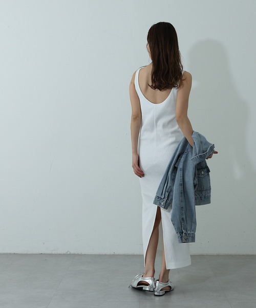 COLONY 2139(コロニートゥーワンスリーナイン)の「カップ付リブタンクワンピース(ワンピース・レディース・ブラック/オフホワイト/グレー・FREE)」の12枚目の写真