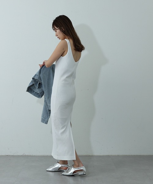 COLONY 2139(コロニートゥーワンスリーナイン)の「カップ付リブタンクワンピース(ワンピース・レディース・ブラック/オフホワイト/グレー・FREE)」の13枚目の写真