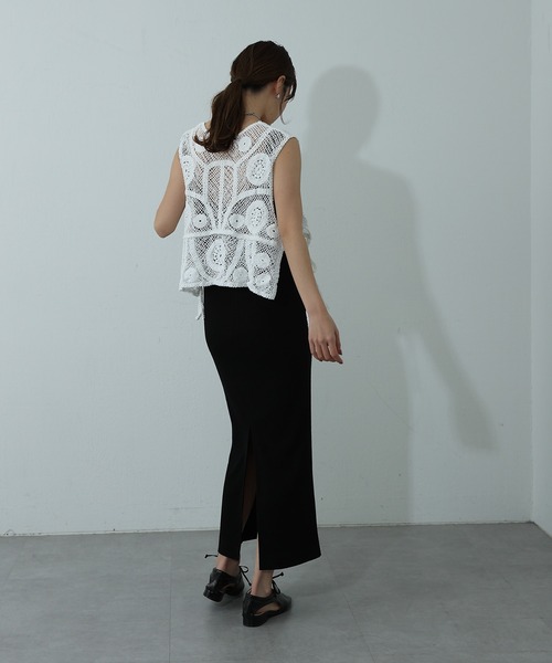 COLONY 2139(コロニートゥーワンスリーナイン)の「カップ付リブタンクワンピース(ワンピース・レディース・ブラック/オフホワイト/グレー・FREE)」の17枚目の写真