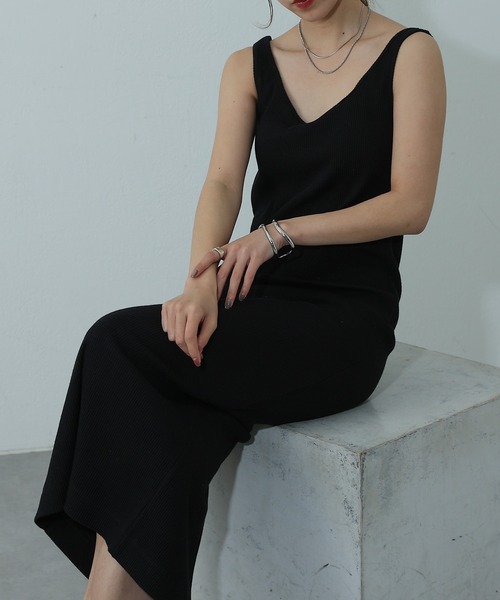 COLONY 2139(コロニートゥーワンスリーナイン)の「カップ付リブタンクワンピース(ワンピース・レディース・ブラック/オフホワイト/グレー・FREE)」の19枚目の写真