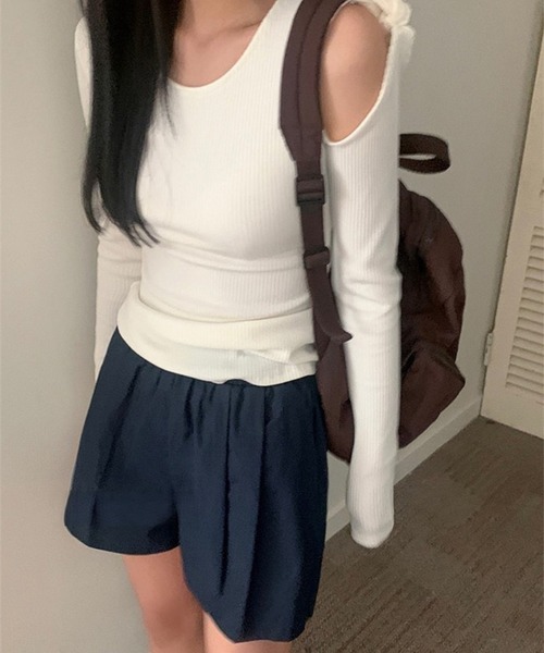 LYEON（リヨン）の「ワンショルダーオープンリボンテレコトップス/ショルダーリボンTシャツ（Tシャツ/カットソー・レディース・オフホワイト/ピンク・FREE）」の10枚目の写真