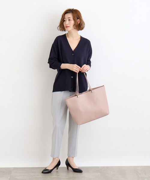 grove（グローブ）の「◆【A4／PC収納可／お仕事】人間工学 サークル機能2WAYトート（トートバッグ・レディース・サックスブルー/ブラック/ライトグレー/サンドベージュ/アイボリー系7・00）」の11枚目の写真