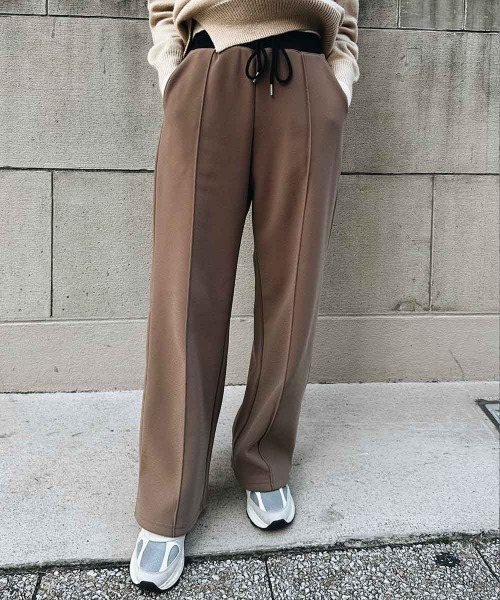esutoreja(エストレジャ)の「リラックスストレートパンツ(スウェットパンツ・レディース・ブラック/ブラウン/スミクロ・FREE)」の3枚目の写真