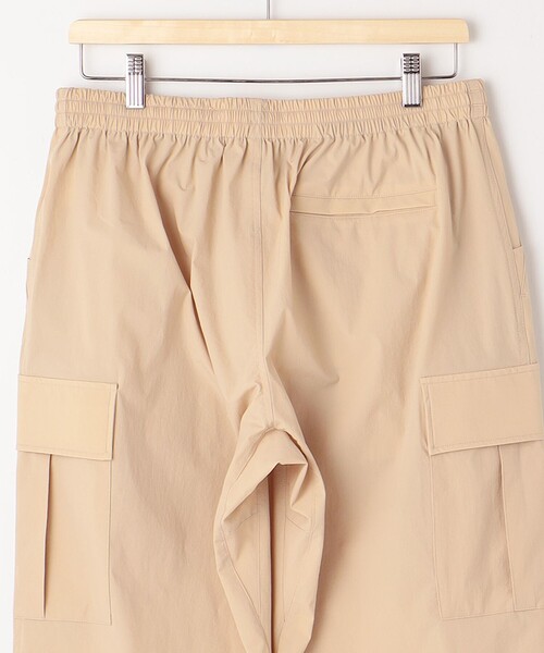 SHARE PARK(シェアパーク)の「【撥水・UVカット・ストレッチ・軽量 】ナイロンカーゴパンツ(Lサイズ)(その他パンツ・メンズ・ベージュ系/ブラック系・LARGE)」の8枚目の写真