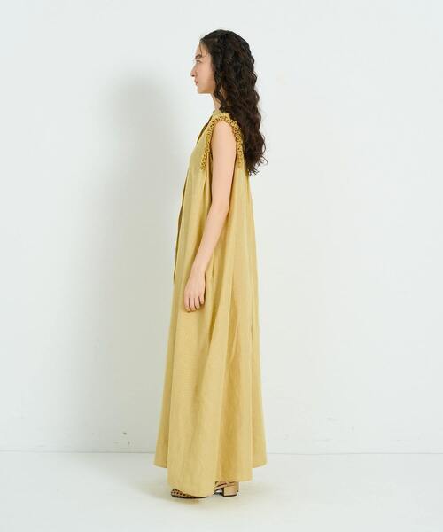 conges payes ADIEU TRISTESSE（コンジェ ペイエ アデュートリステス）の「タックフリルスリーブレスワンピース（ワンピース・レディース・イエロー/ブラック・38）」の9枚目の写真