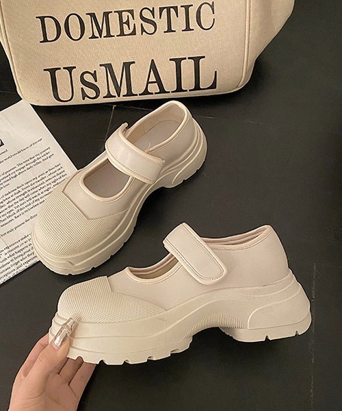 SVEC（シュベック）の「厚底 ベルクロ スニーカーサンダル（スニーカー・レディース・ブラック/ホワイト・35/36/37/38/39/40）」の6枚目の写真