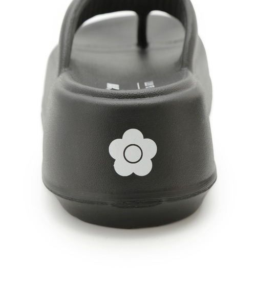 LILY BROWN（リリーブラウン）の「【LILY BROWN×MARY QUANT】デイジーモチーフトングサンダル（サンダル・レディース・ブラック/アイボリー・LARGE/MEDIUM/SMALL）」の13枚目の写真