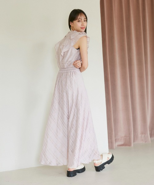 VIS（ビス）の「【セットアップ対応】シアーチェックフレアスカート【洗える】（スカート・レディース・ホワイト系その他5/ピンク/ネイビー・FREE）」の6枚目の写真