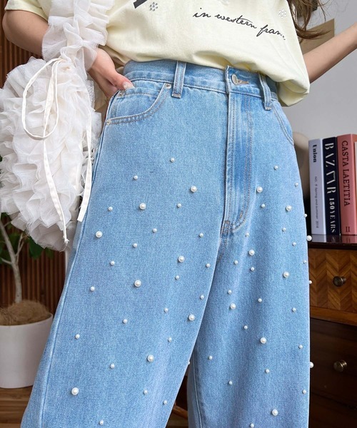 moment+(モーメントプラス)の「パール&ビジュー&ラインストーンデニムパンツ(デニムパンツ・レディース・インディゴブルー/ブルー系その他/ブラック/ブラック系その他2/サックスブルー/ブルー系その他2/ブルー系その他3/ブルー系その他4/ブラック系その他・S/M/L)」の18枚目の写真