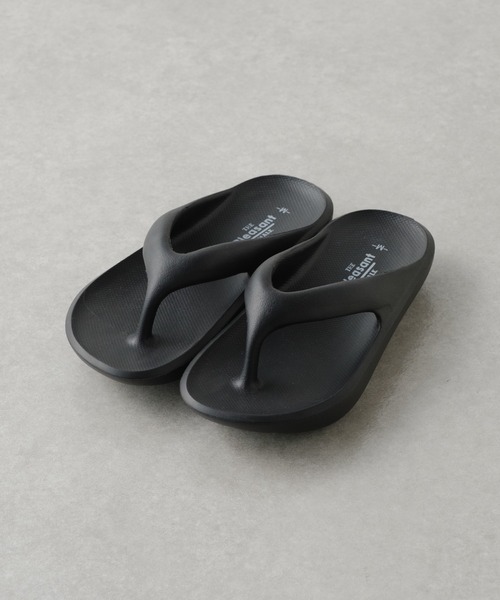 COLONY 2139（コロニートゥーワンスリーナイン）の「EVAトングサンダル（サンダル・レディース・ブラック/グレー/グリーン/ホワイト・LARGE/MEDIUM）」の11枚目の写真