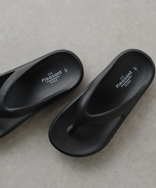 COLONY 2139（コロニートゥーワンスリーナイン）の「EVAトングサンダル（サンダル・レディース・ブラック/グレー/グリーン/ホワイト・LARGE/MEDIUM）」の12枚目の写真