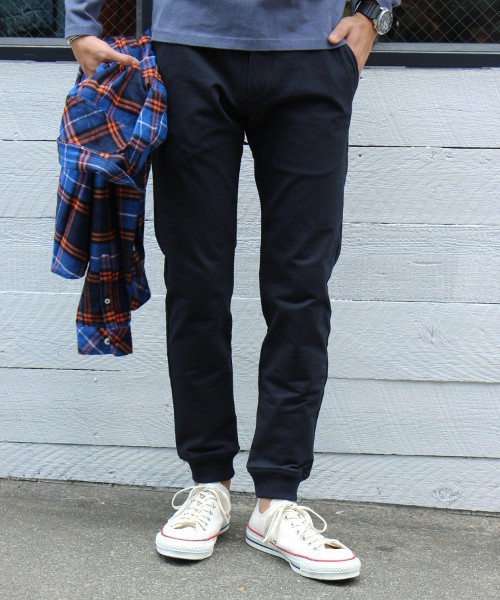JOURNAL STANDARD（ジャーナルスタンダード）の「ニットチノテーパードリブパンツ#（その他パンツ・メンズ・ゴールド/ネイビー/グリーン/グレー・SMALL/MEDIUM/LARGE）」の4枚目の写真