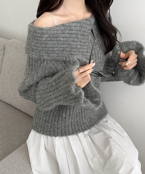 mily bilet(ミウィビレット)の「【mily bilet】ふんわり映えニット。アシメ襟2WAYオフショル袖フレアシャギーニットプルオーバー(ニット/セーター・レディース・アイボリー/ブルー/チャコールグレー・SMALL/X-LARGE/LARGE/MEDIUM)」の12枚目の写真