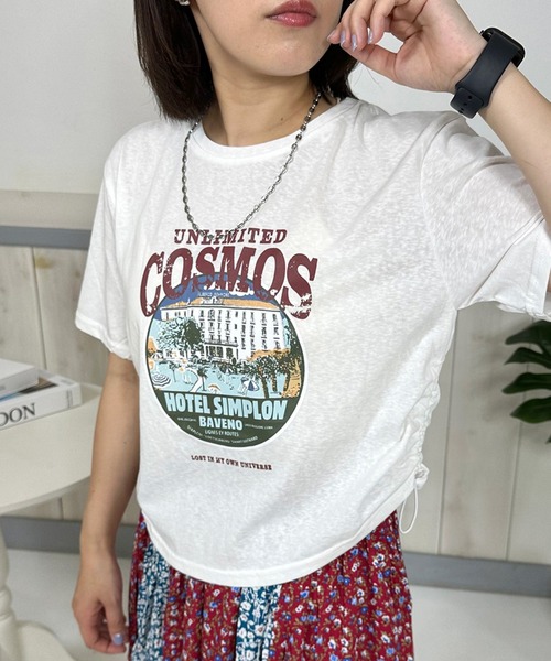 CRB（シーアールビー）の「サイドドロストプリントクロップド丈半袖Tシャツ（Tシャツ/カットソー・レディース・グレー/オフホワイト/ピンク/チャコール・F）」の2枚目の写真