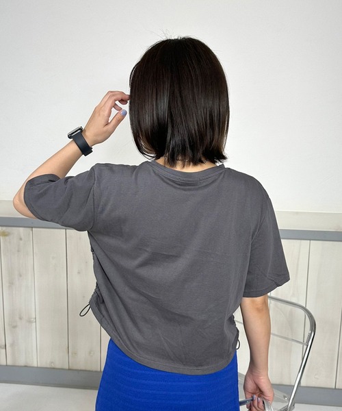 CRB（シーアールビー）の「サイドドロストプリントクロップド丈半袖Tシャツ（Tシャツ/カットソー・レディース・グレー/オフホワイト/ピンク/チャコール・F）」の12枚目の写真