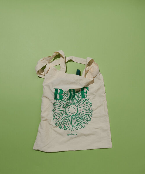 CIAOPANIC（チャオパニック）の「【WEB限定】BDFナイロン刺繍トートバック（トートバッグ・レディース・ローズ/オフホワイト/グレー/カーキ/ブラック/アイボリー/サックスブルー/ネイビー/ベージュ/レッド/グリーン/ピンク・FREE）」の20枚目の写真