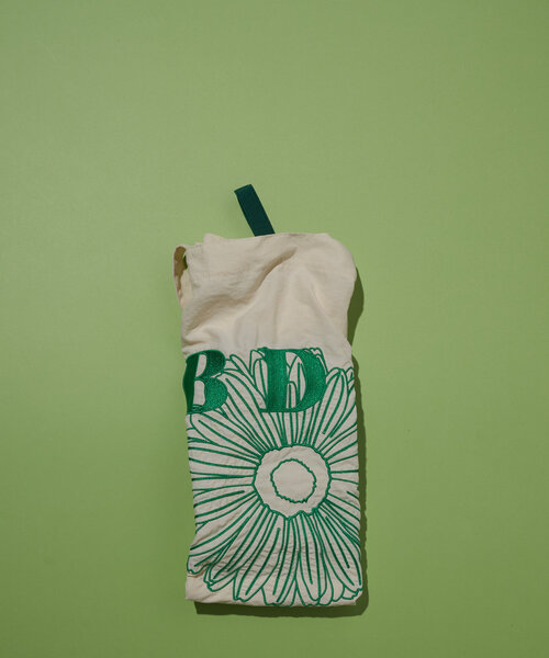 CIAOPANIC（チャオパニック）の「【WEB限定】BDFナイロン刺繍トートバック（トートバッグ・レディース・ローズ/オフホワイト/グレー/カーキ/ブラック/アイボリー/サックスブルー/ネイビー/ベージュ/レッド/グリーン/ピンク・FREE）」の19枚目の写真