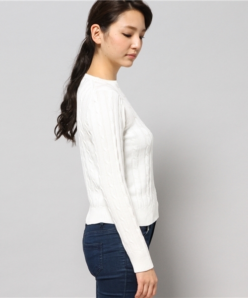 AZUL by moussy（アズールバイマウジー）の「ミリオンホットケーブルR/N長袖PO（ニット/セーター・レディース・オフホワイト/キャメル/トップグレー/ネイビー/ブラック・X-LARGE/SMALL/MEDIUM/LARGE）」の7枚目の写真