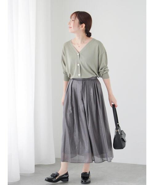 Te chichi TERRASSE（テチチテラス）の「【接触冷感】Vネックカーディガン（カーディガン/ボレロ・レディース・グレー/カーキ/ブラウン/ブラック・F）」の6枚目の写真