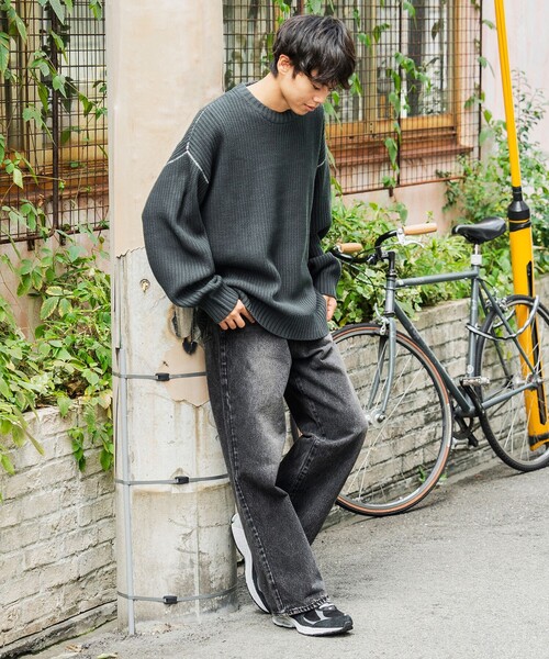 BEAMS HEART(ビームスハート)の「カタアゼ ビッグ クルーネック ニット【ユニセックス】(ニット/セーター・メンズ・ブルー系その他/オフホワイト/ダークグリーン/ブラック・SMALL/MEDIUM/LARGE)」の11枚目の写真