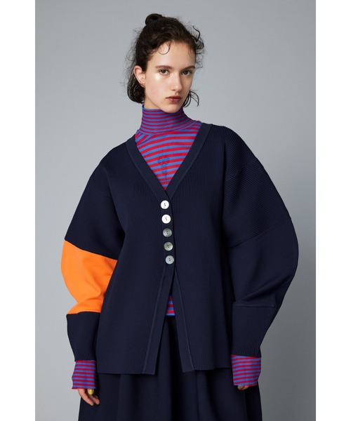 極美品❤️ HeRIN.CYE ラウンドスリーブカーディガン　ブラック 極美品❤️ HeRIN.CYE ラウンドスリーブカーディガン ブラック 極美品