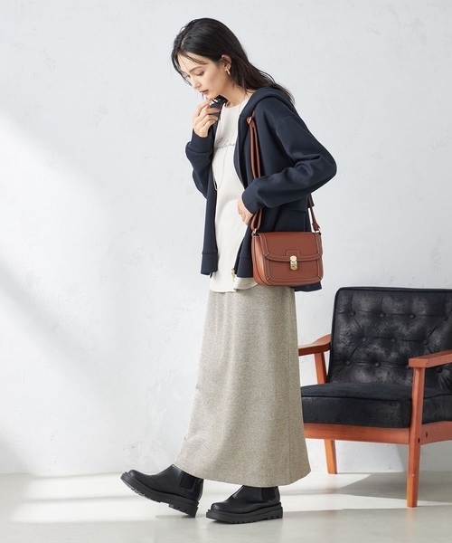 a.v.v（アーヴェヴェ）の「スタンダードミニショルダー（ショルダーバッグ・レディース・ブラック/ブラウン・38）」の12枚目の写真