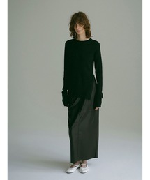 合皮タイトスカート