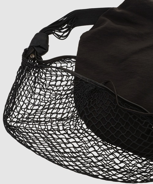 LEMAIRE(ルメール)の「CROISSANT FILT BAG(ショルダーバッグ・レディース・ブラック/ベージュ・OS)」の10枚目の写真