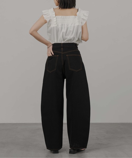 1chaku.（イッチャク）の「コクーンデニムパンツ（デニムパンツ・レディース・グレー/ブラック/ブルー/ブラウン/グリーン/ダークブラック・マルチサイズ）」の15枚目の写真