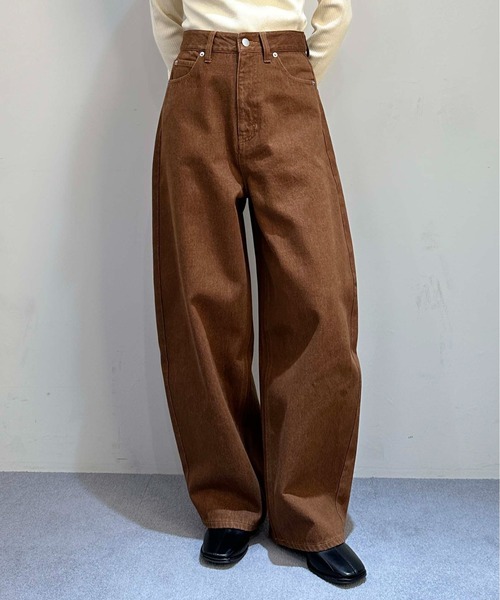 1chaku.（イッチャク）の「コクーンデニムパンツ（デニムパンツ・レディース・グレー/ブラック/ブルー/ブラウン/グリーン/ダークブラック・マルチサイズ）」の22枚目の写真