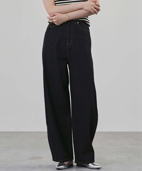 1chaku.（イッチャク）の「コクーンデニムパンツ（デニムパンツ・レディース・グレー/ブラック/ブルー/ブラウン/グリーン/ダークブラック・マルチサイズ）」の19枚目の写真